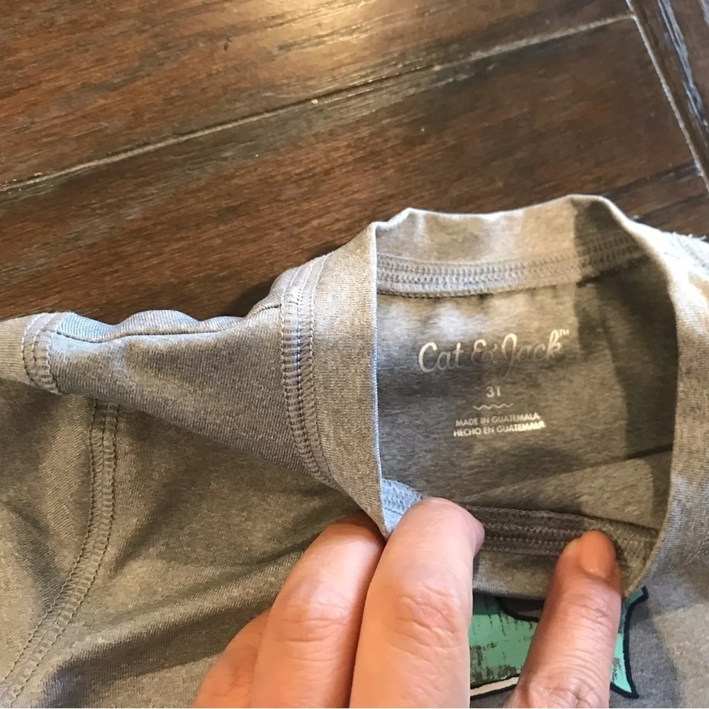 Two 3T Toddler Rash guards - Picture 2 of 3